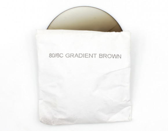 Линзы CR-39  BROWN D80